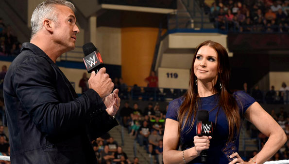 WWE RAW