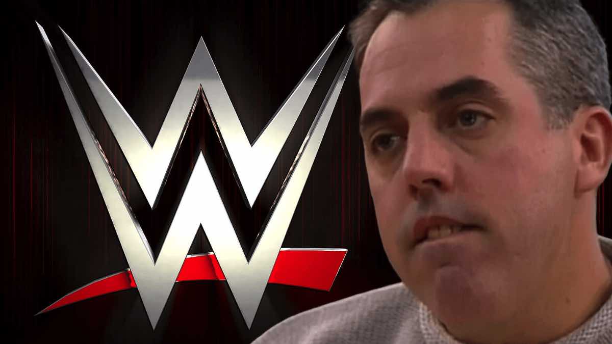 Backstage WWE update on Kevin Dunn, what is was like to work with him, his duties