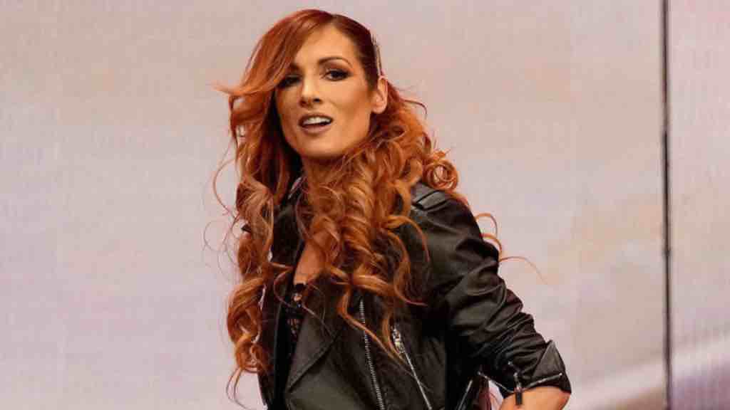 Top female WWE Superstar announces she is officially an American Citizen