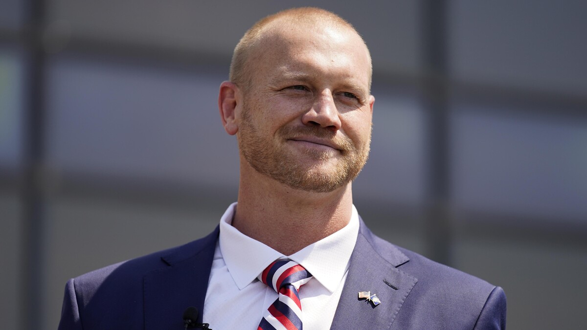Former WWE wrestler and political candidate wanted for murder in Las Vegas