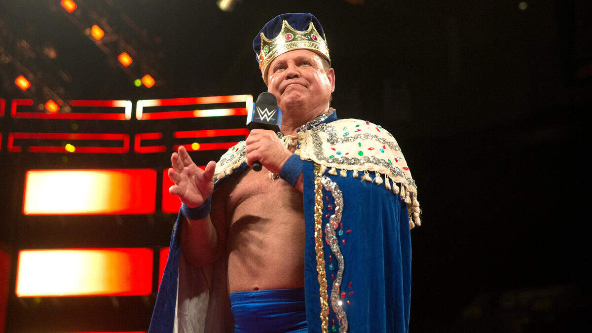 WWE Hall of Famer reportedly no longer under active contract