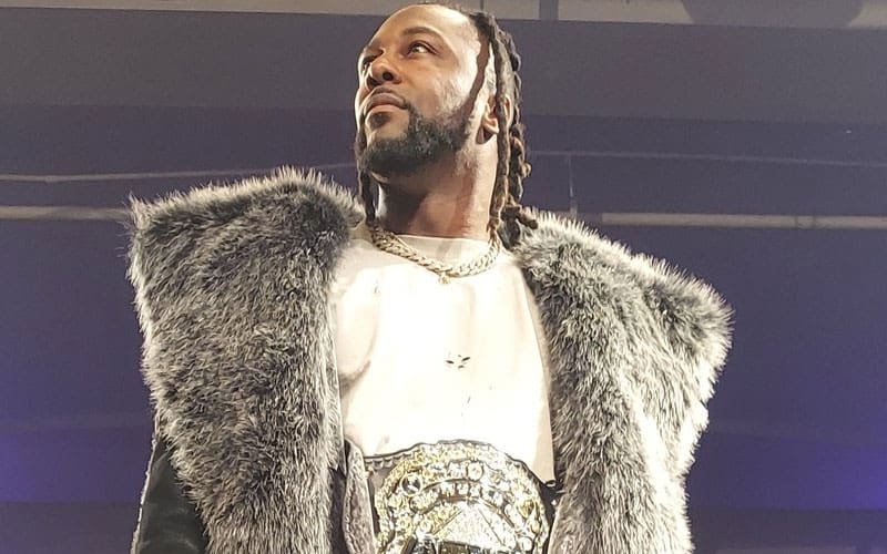 AEW World Champion makes surprise appearance at DEFY show in Seattle