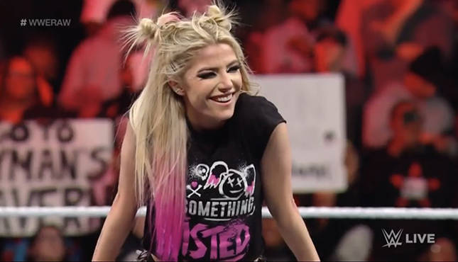 Alexa Bliss not expected to be part of today’s WWE Royal Rumble, contract dispute continues